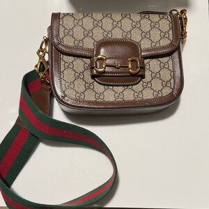 Crossbody Bag in Brown and Green